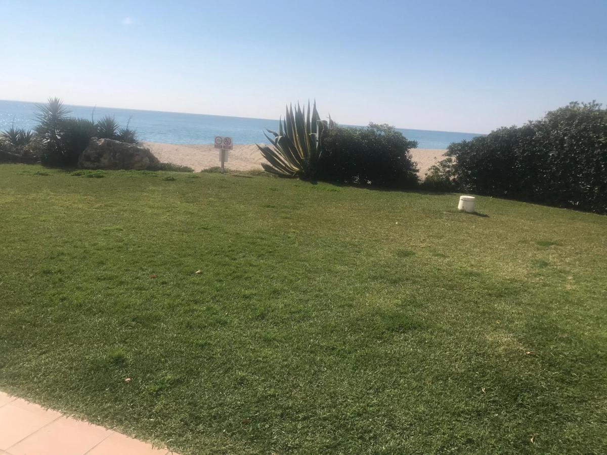 Amazing In Front Of The Sea Apartment Coma-ruga Exterior photo